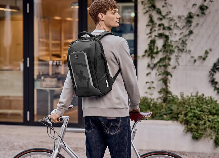 Victorinox TOURING 2.0